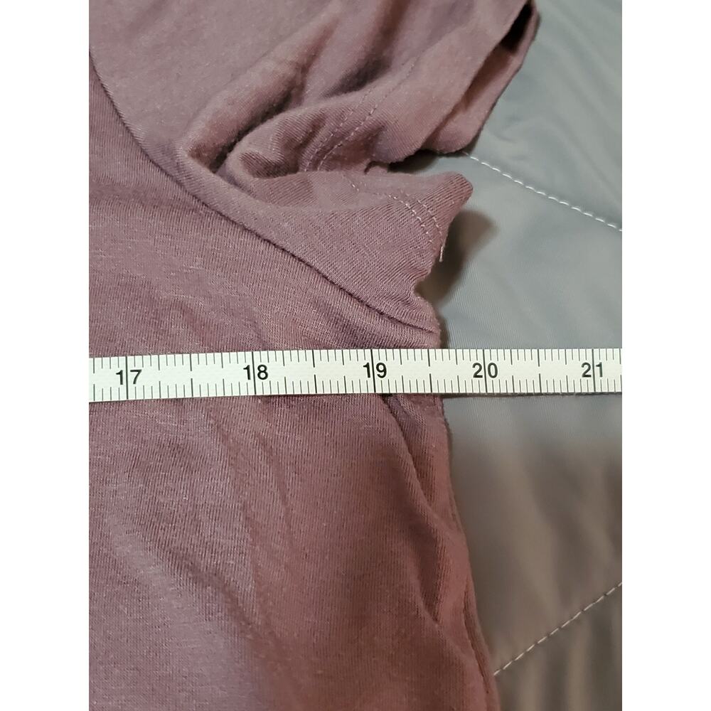 SO Favorite Women’s Crew Neck T-Shirt Purple Short Sleeve Casual Tee Size Large - Picture 4 of 10